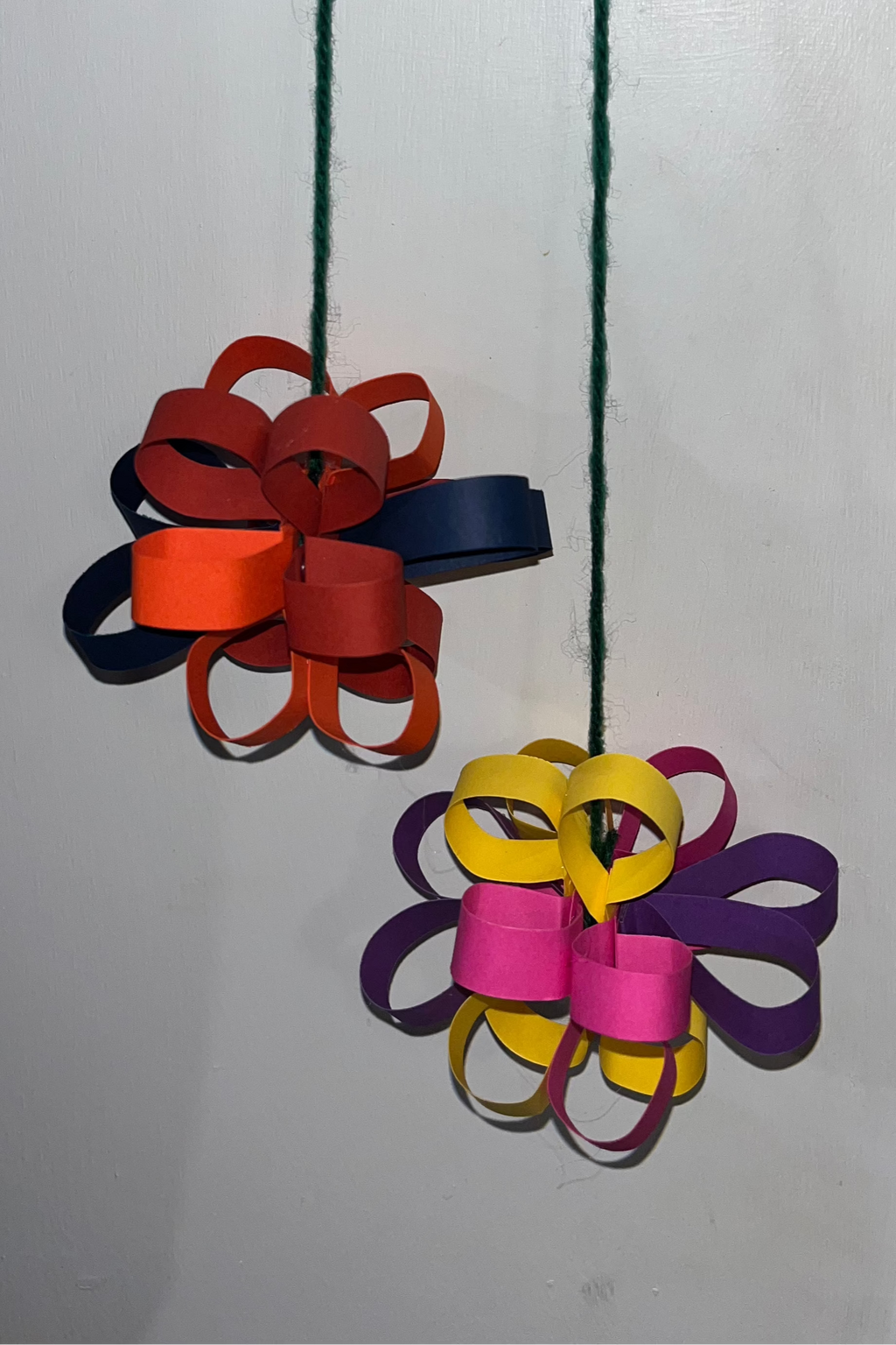 Small Hanging Flowers - Solid colours - Random mix