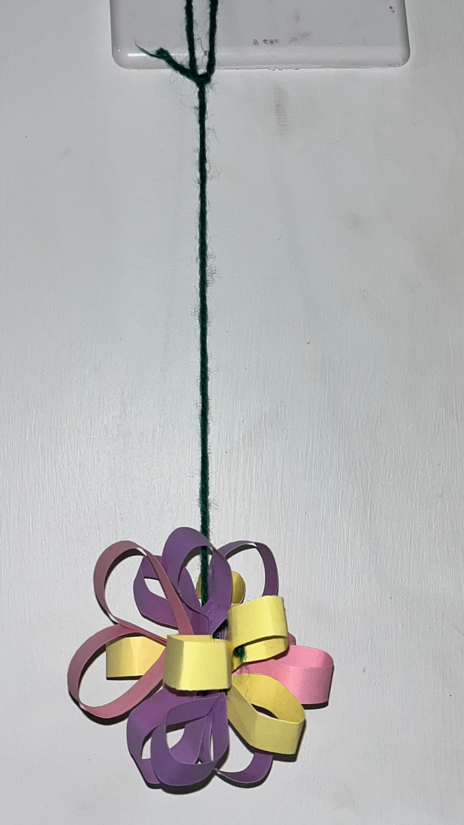 Small hanging flowers - pastel